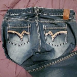 Vanity Jeans - Vanity curvy jeans Vanity Jeans - Vanity curvy jeans